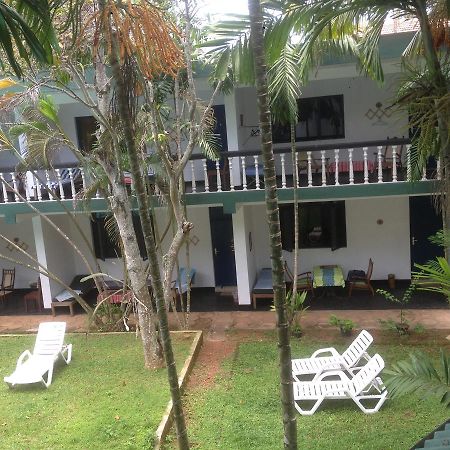 Bavarian Guest House Beruwala Exterior foto