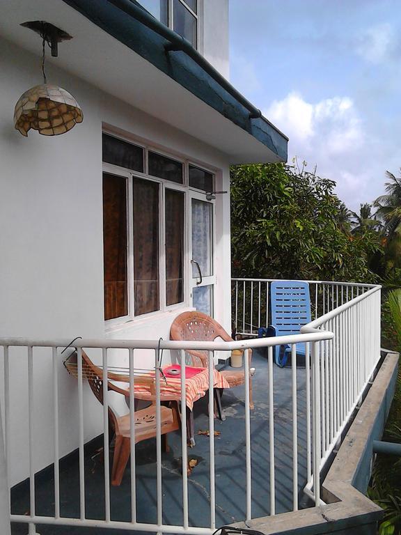 Bavarian Guest House Beruwala Exterior foto