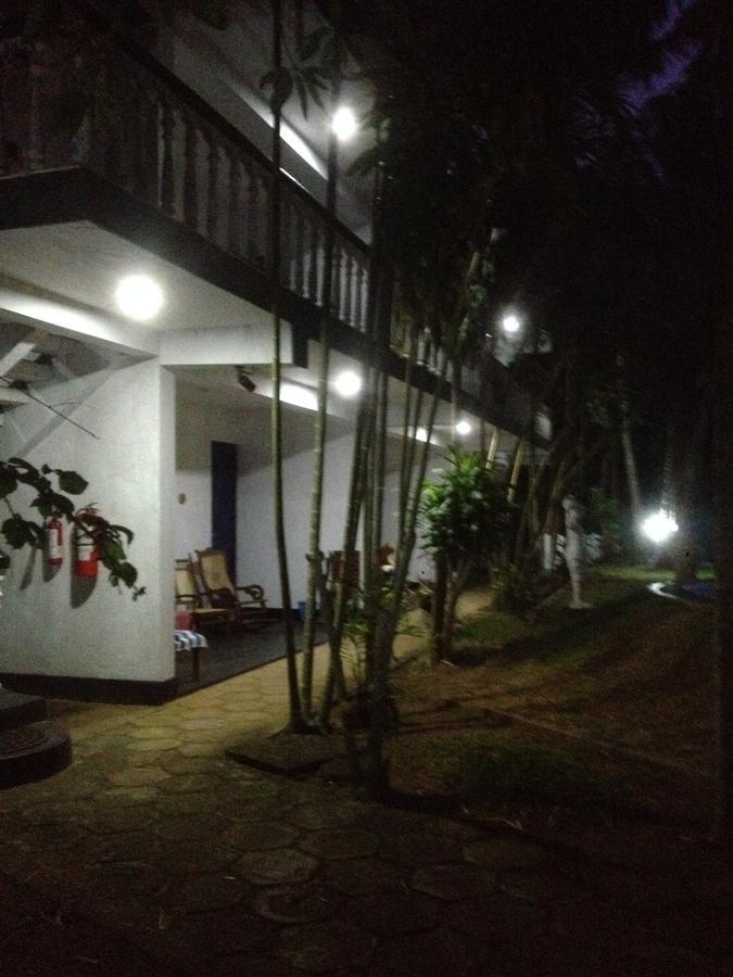 Bavarian Guest House Beruwala Exterior foto